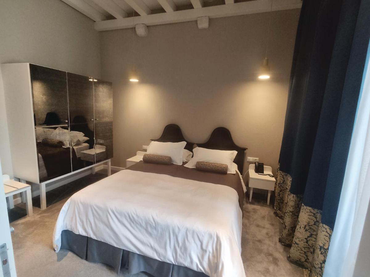 XII Century Heritage Hotel Τρογκίρ Εξωτερικό φωτογραφία