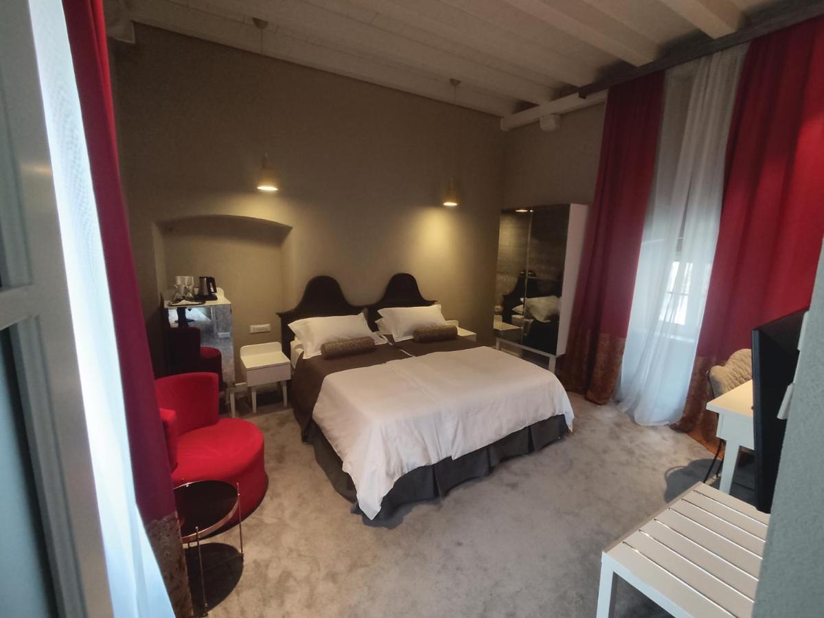XII Century Heritage Hotel Τρογκίρ Εξωτερικό φωτογραφία