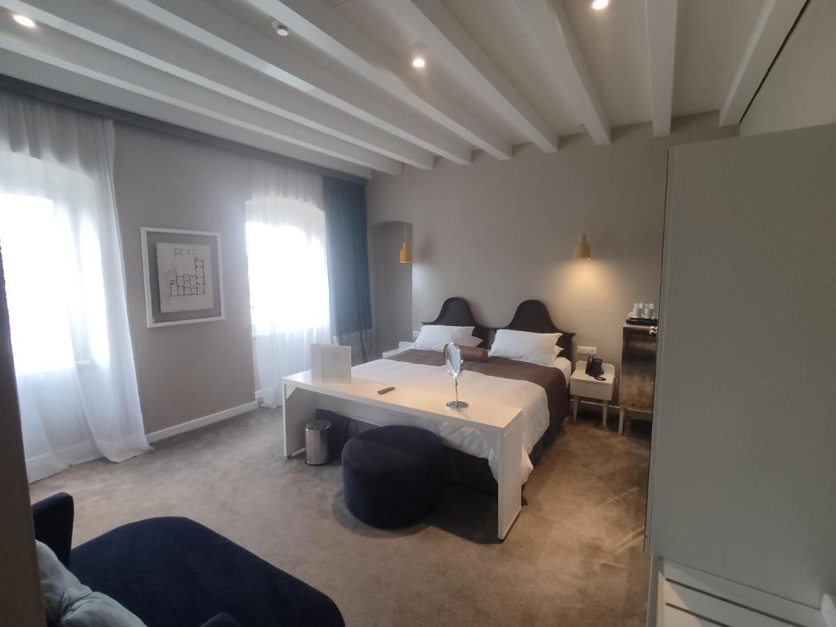 XII Century Heritage Hotel Τρογκίρ Εξωτερικό φωτογραφία