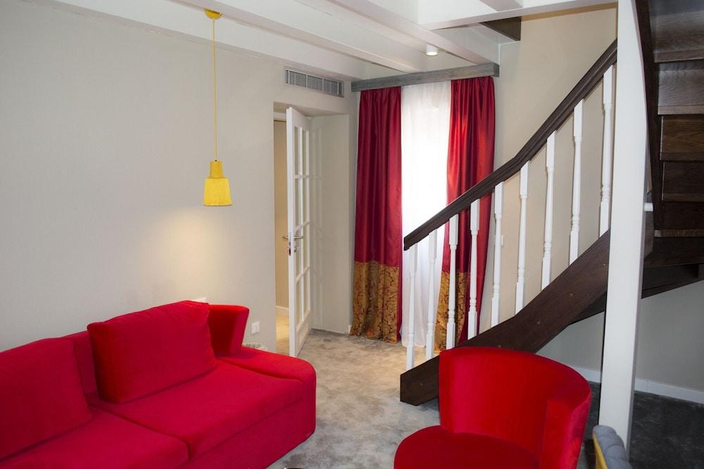 XII Century Heritage Hotel Τρογκίρ Εξωτερικό φωτογραφία