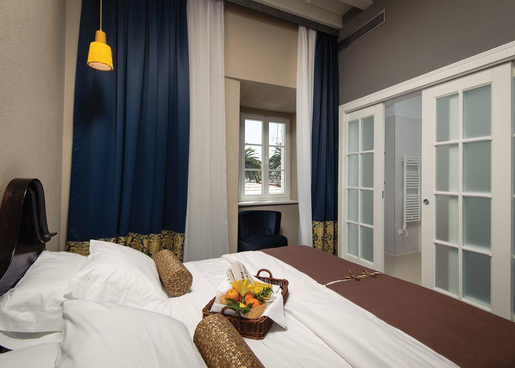 XII Century Heritage Hotel Τρογκίρ Εξωτερικό φωτογραφία
